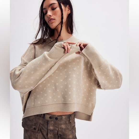 Free People easy street crop sweater - Picture 3 of 6